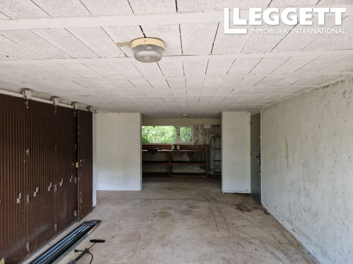 Image No.10-6 Bed House for sale