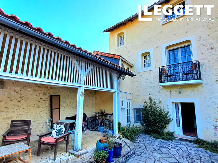 Image No.10-4 Bed House for sale