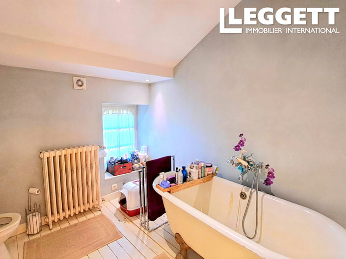 Image No.8-4 Bed House for sale