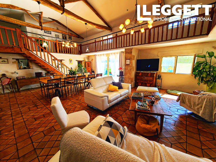 Image No.1-3 Bed House for sale