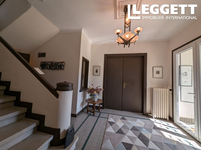 Image No.6-4 Bed House for sale