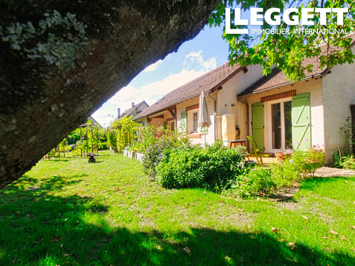 Image No.8-5 Bed House for sale