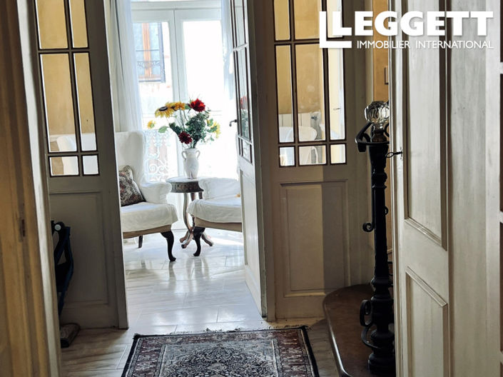 Image No.10-5 Bed House for sale