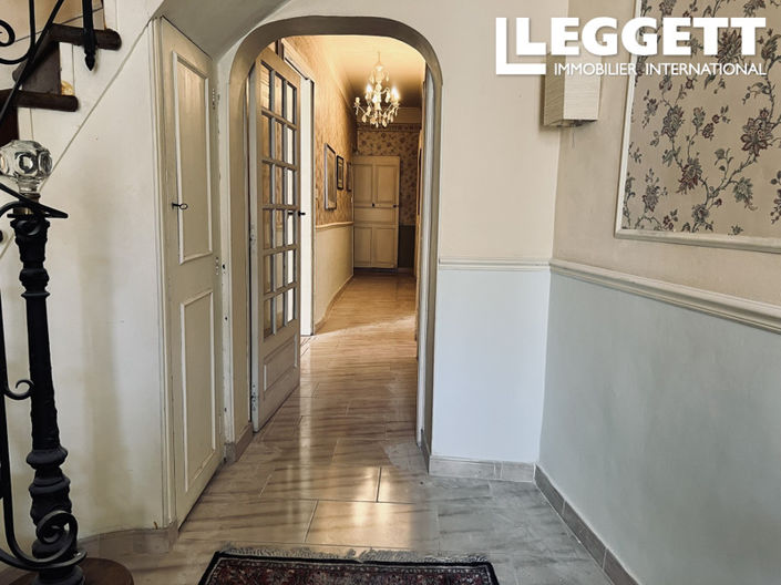 Image No.2-5 Bed House for sale