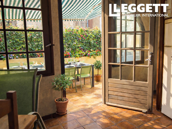 Image No.2-5 Bed House for sale