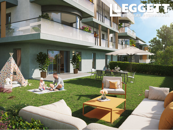 Image No.1-4 Bed Apartment for sale