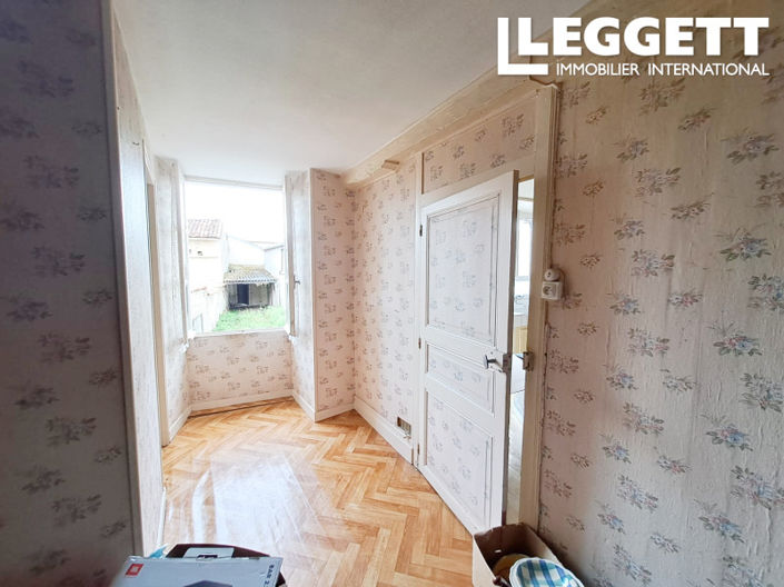 Image No.6-1 Bed House for sale