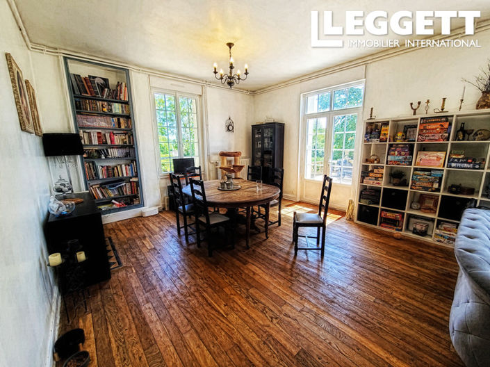 Image No.4-4 Bed House for sale