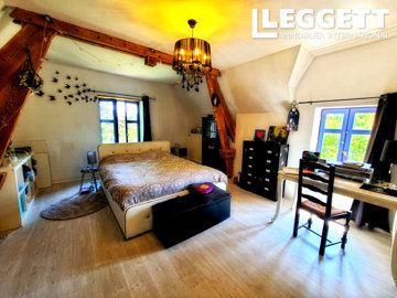 ahr0chm6ly9jzg4uagvzdglhlmltbw8vaw1hz2uvvevom