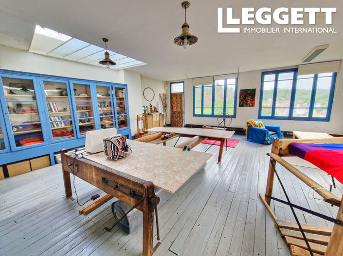 Image No.1-3 Bed House for sale