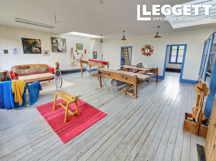 Image No.7-3 Bed House for sale