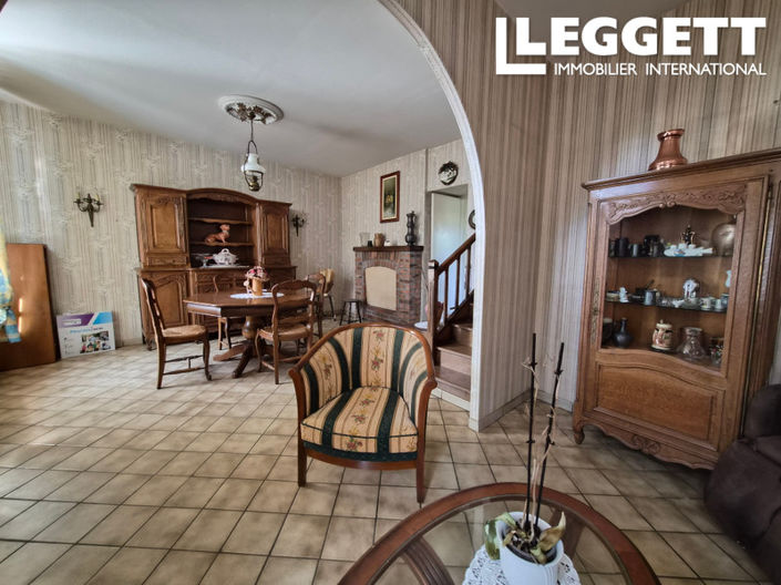 Image No.2-2 Bed House for sale