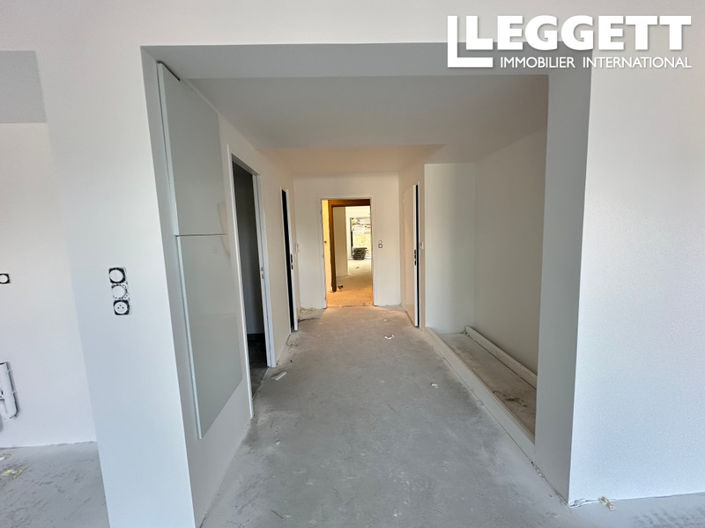 Image No.8-3 Bed Apartment for sale