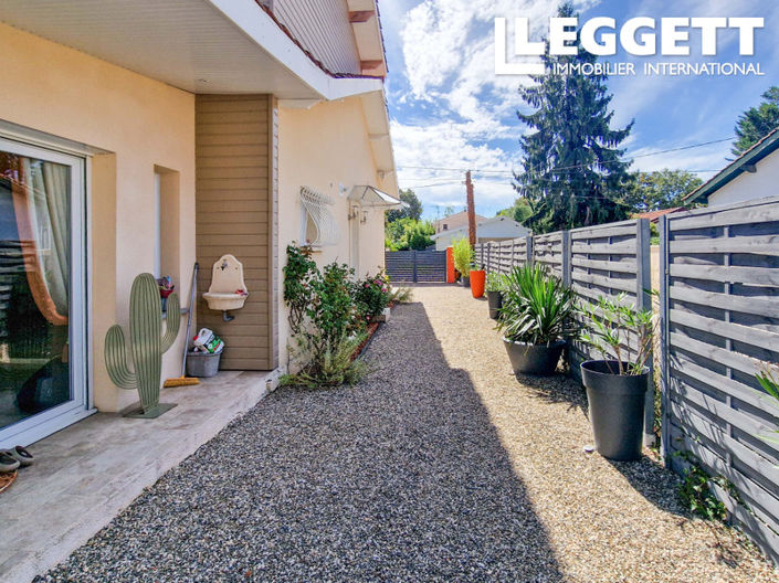 Image No.10-4 Bed House for sale