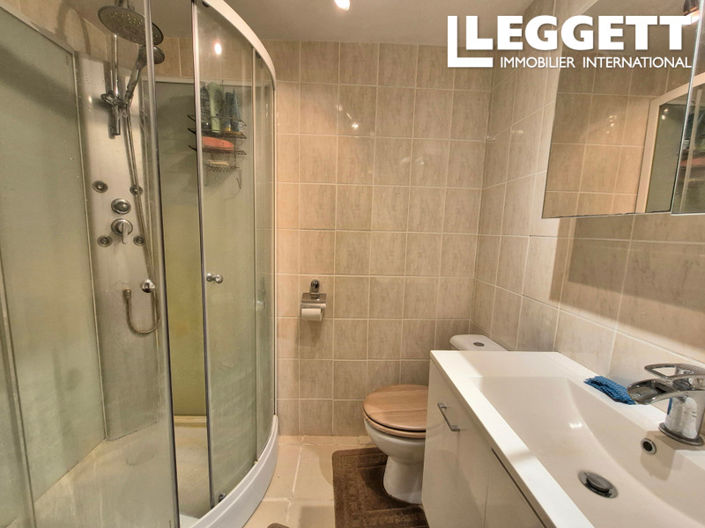 Image No.10-3 Bed House for sale