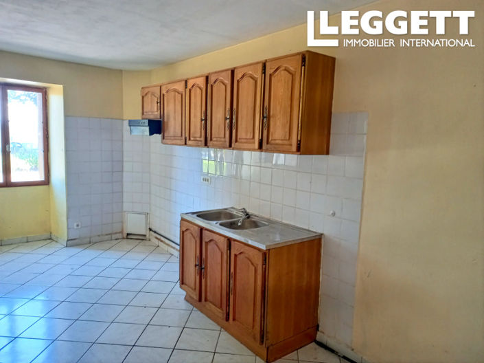 Image No.2-4 Bed House for sale