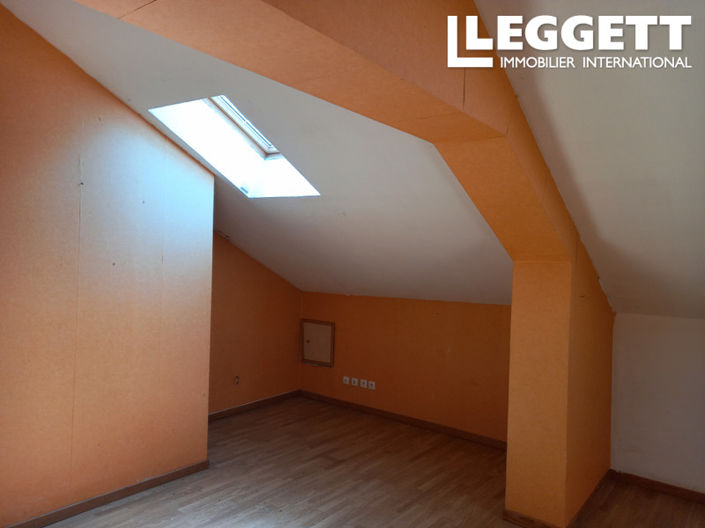 Image No.9-4 Bed House for sale