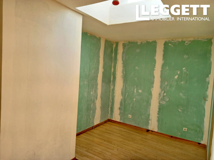 Image No.9-4 Bed House for sale