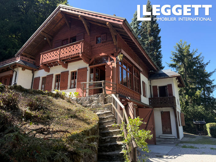 Image No.1-6 Bed House for sale