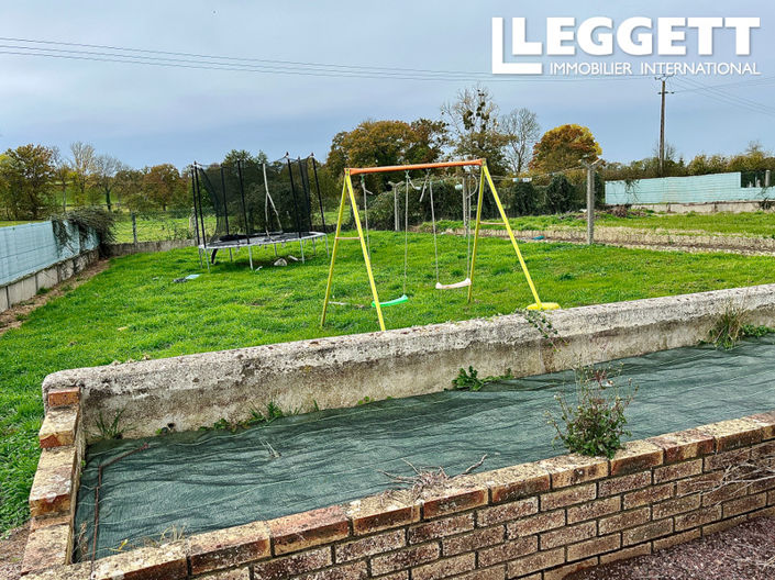 Image No.9-3 Bed House for sale