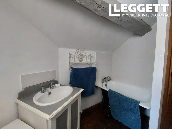 Image No.7-2 Bed House for sale