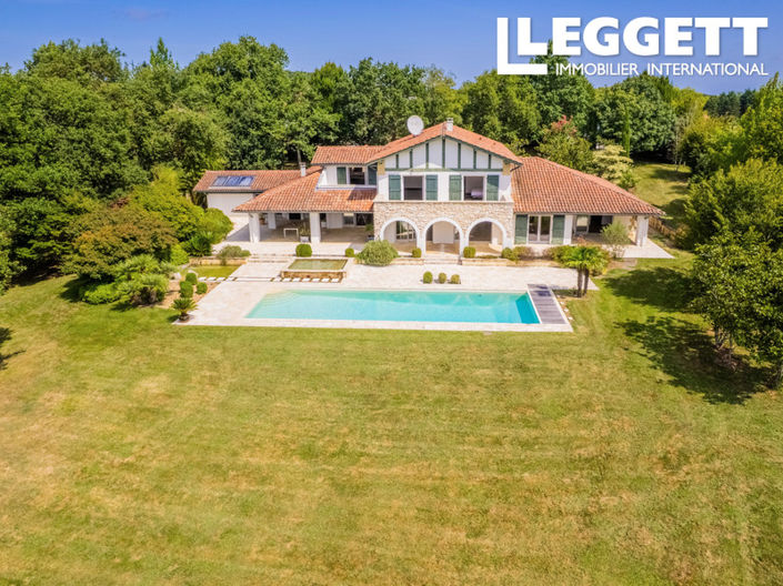 Image No.4-7 Bed House for sale