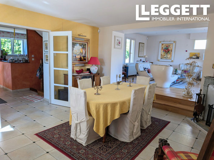 Image No.3-4 Bed House for sale