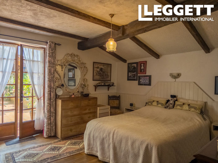 Image No.6-3 Bed House for sale