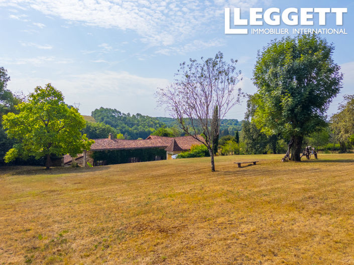 Image No.8-3 Bed House for sale