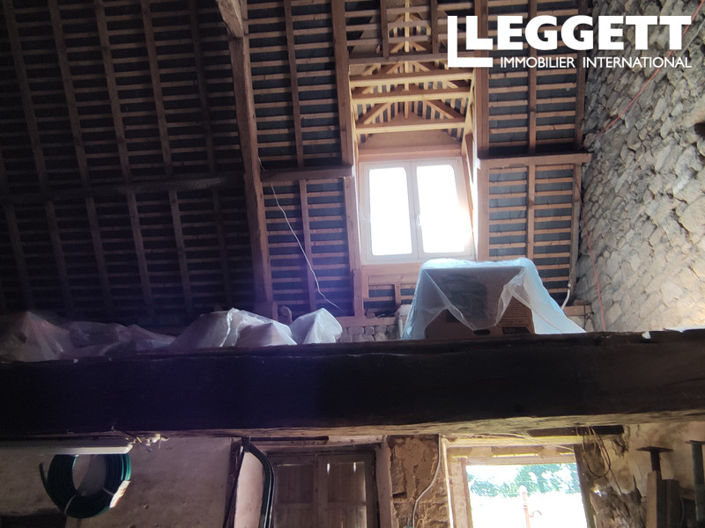 Image No.10-2 Bed House for sale