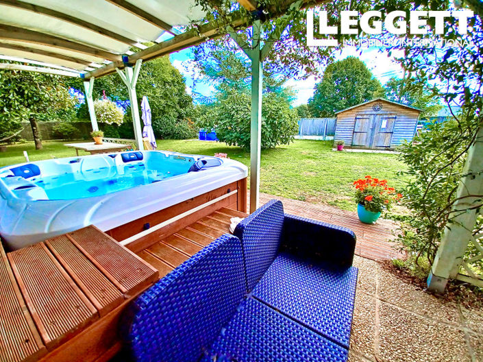 Image No.2-4 Bed House for sale