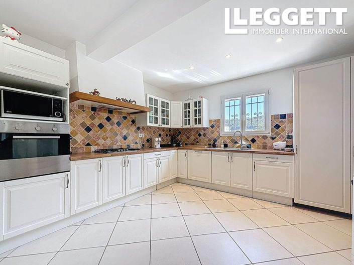 Image No.3-3 Bed House for sale