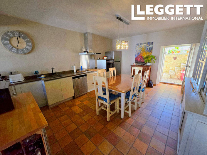 Image No.6-3 Bed House for sale