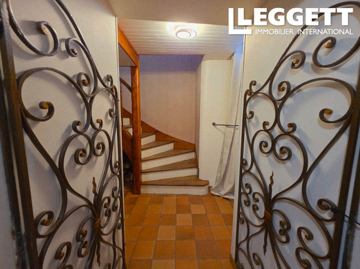 Image No.9-3 Bed House for sale