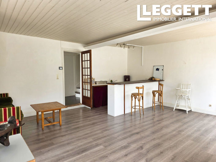 Image No.2-Maison de 5 chambres à vendre à Manot