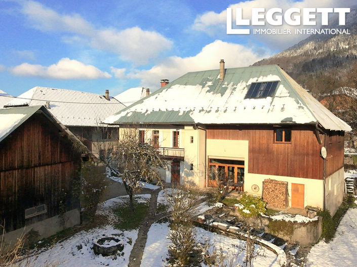 Image No.1-4 Bed House for sale