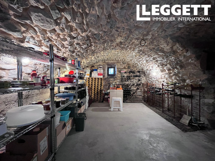 Image No.8-4 Bed House for sale