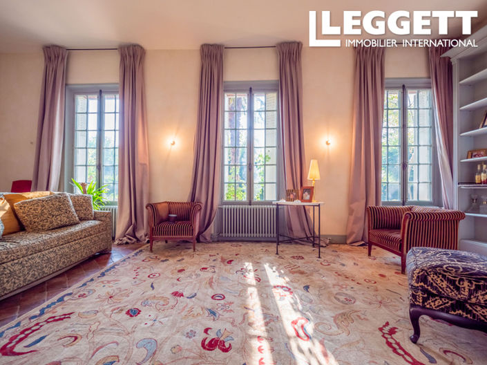 Image No.4-6 Bed House for sale