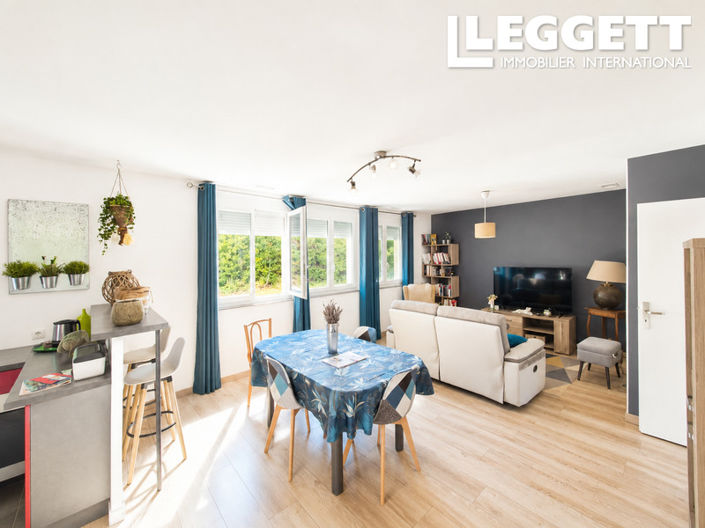 Image No.6-2 Bed House for sale