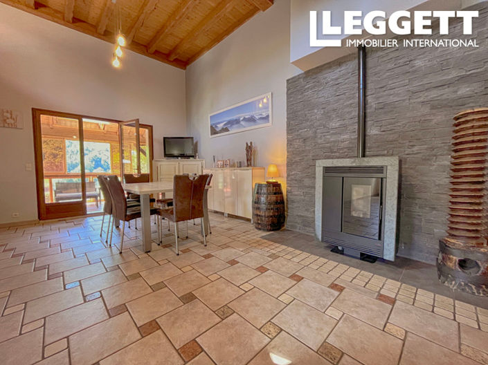 Image No.4-3 Bed House for sale