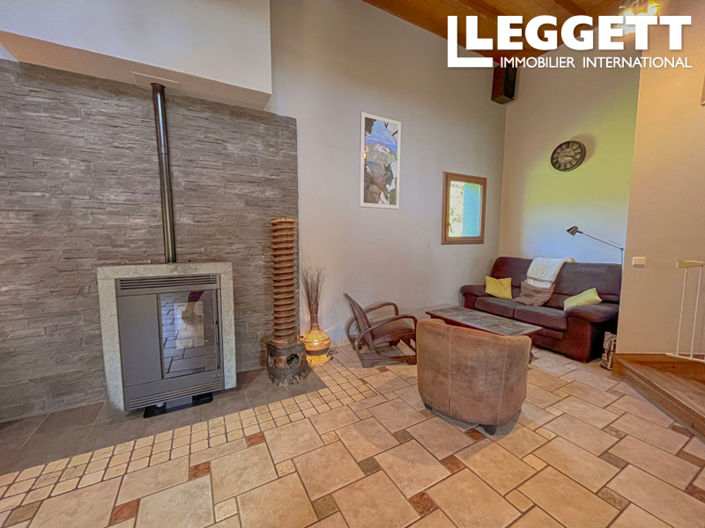 Image No.5-3 Bed House for sale