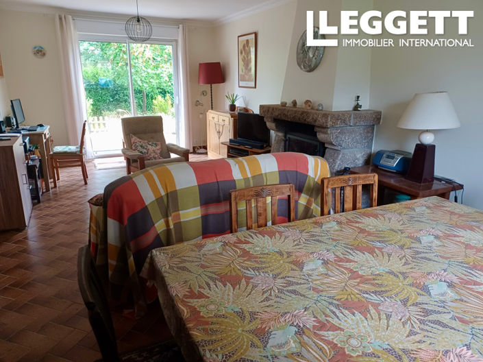 Image No.6-4 Bed House for sale