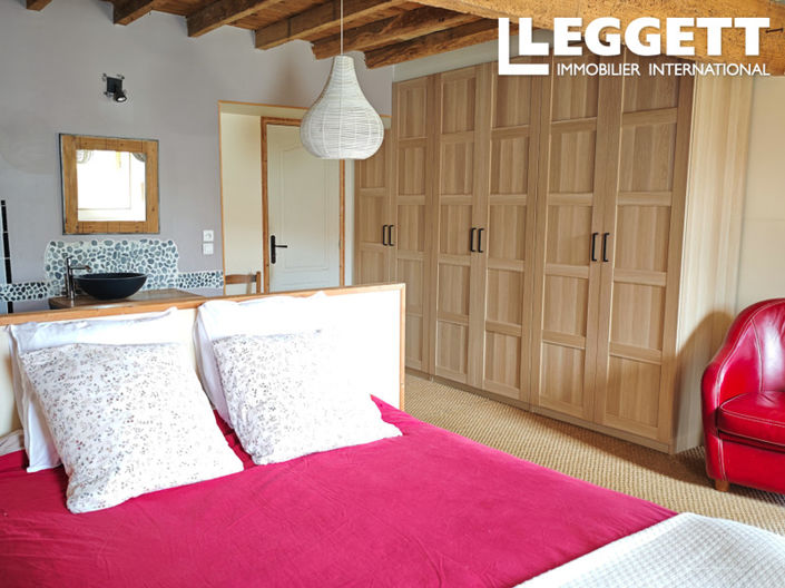 Image No.9-4 Bed House for sale