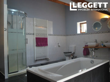 ahr0chm6ly9jzg4uagvzdglhlmltbw8vaw1hz2uvvevom