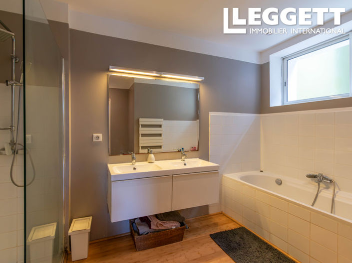 Image No.4-Maison de 6 chambres à vendre à Montredon-des-Corbières