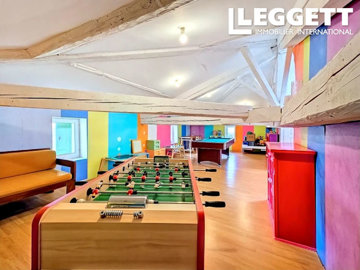 ahr0chm6ly9jzg4uagvzdglhlmltbw8vaw1hz2uvvevom