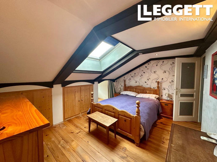 Image No.10-5 Bed House for sale