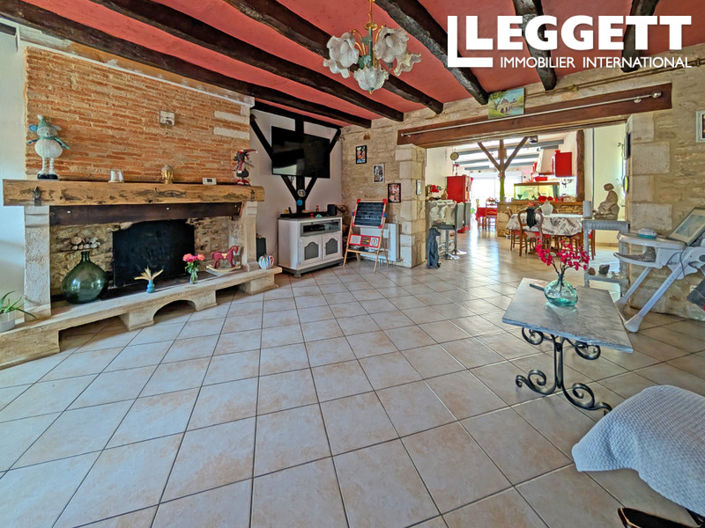 Image No.8-3 Bed House for sale