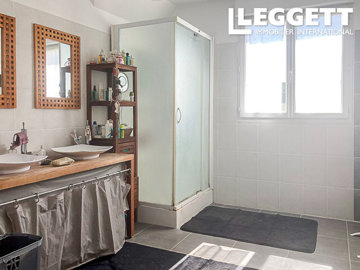 ahr0chm6ly9jzg4uagvzdglhlmltbw8vaw1hz2uvvevom