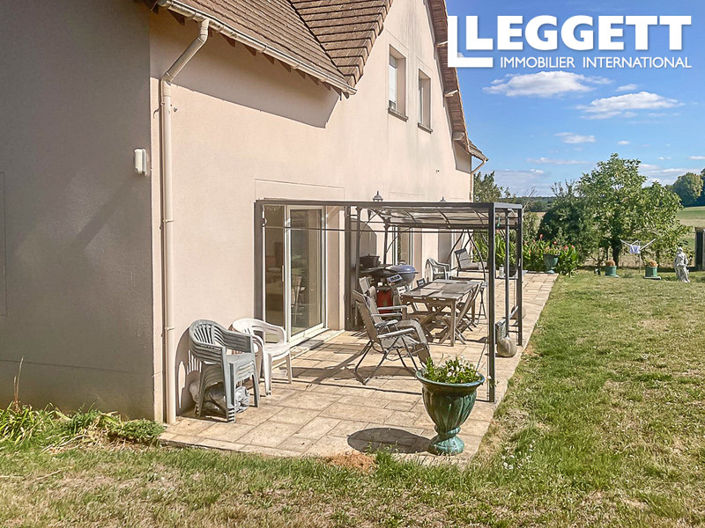 Image No.7-8 Bed House for sale